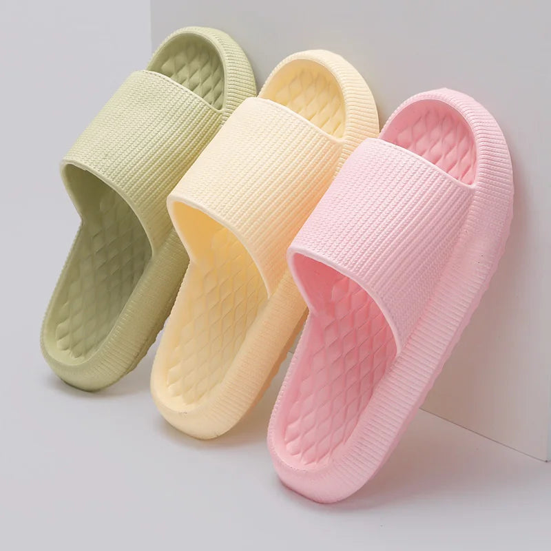 Women's Thick Platform Cloud Slippers EVA Soft Sole Pillow Slides Summer Beach Flip Flops Women Non Slip Bathroom Home Slippers